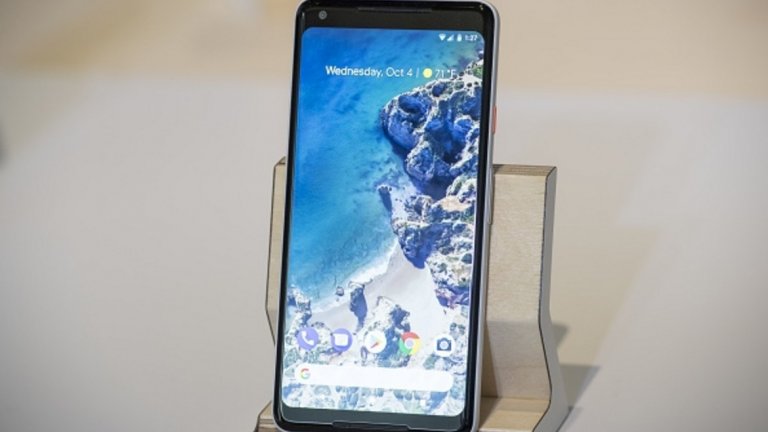  Google Pixel 3 

Очаква се да бъде представен през октомври 2018-а. Възможно е да има три смартфона, които Google ще покаже – Pixel 3, Pixel 3 XL и още един дори по-премиум вариант. Според слуховете трите телефона в момента се разработват с кодови имена, но все още не са ясни спецификациите им. 