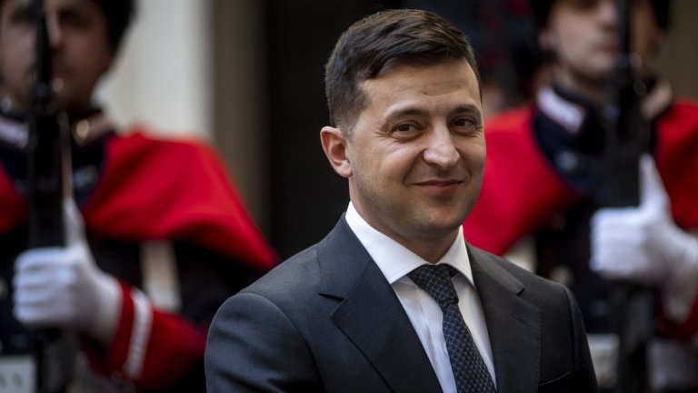 Украинският президент не може да избяга от комика в себе си