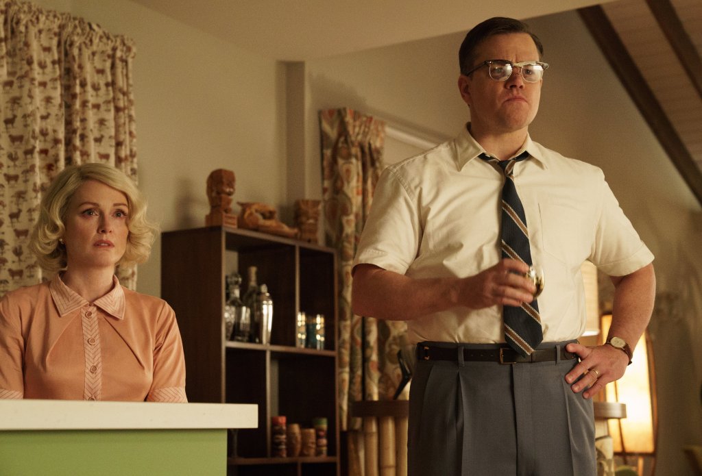 "Suburbicon" 
В шестият режисьорски филм на Джордж Клуни става въпрос за мирно и тихо градче, разтърсено от влизане с взлом. Друго не се знае освен някои от актьорите - Мат Деймън, Джулиан Мур и Оскар Исаак. 
По кината: 3 ноември