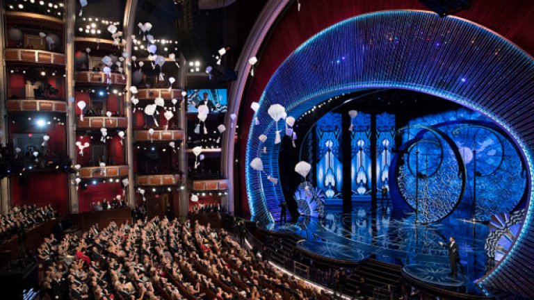 Сцената, на която се случи всичко