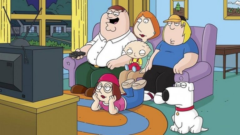 Семеен тип (Family Guy)Брой сезони: 14 (и продължава)Защо го избрахме: Анимираният сериал на Сет Макфарлън e препълнен с брилянтни поп културни препратки и критика на съвременното общество. Някои от тях са трудни за възпроизвеждане на български, но за сметка на това шегите на семейство (и куче) Грифин си остават на топ ниво вече 17 (!) години. 
Сериалът е един от малкото, на които можеш да се наслаждаваш и докато правиш друга работа, като миене на чинии или приготвяне на вечерята. Миналия месец бе потвърдено излъчването на 15-ти сезон, но без засега да е обявена начална дата. 
