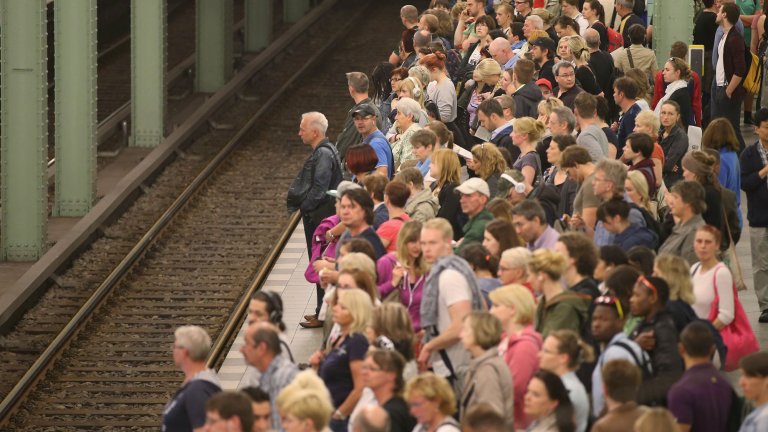 Редовни закъснения, отменени влакове и хаос - германските железници имат огромни проблеми