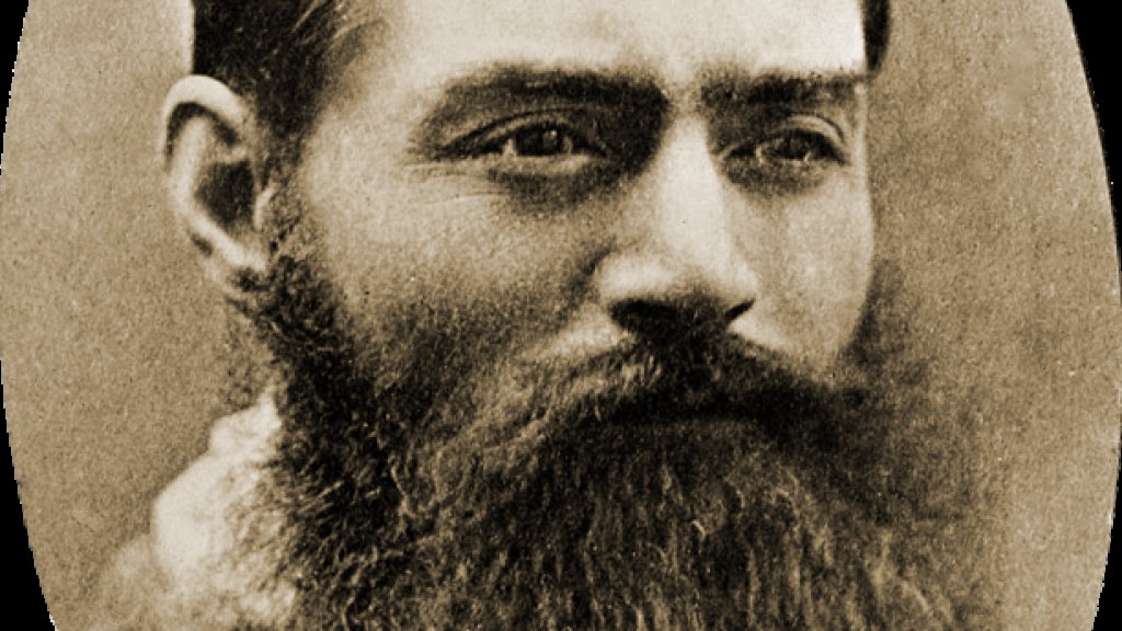 Ned_Kelly_in_1880