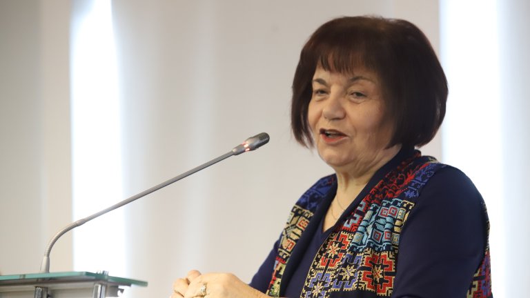 Такева подчерта, че не отговарят на истината твърденията, че синдикатът притежава 50 имота