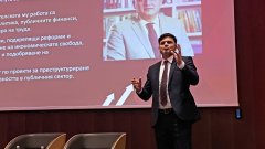 Лъчезар Богданов от ИПИ коментира как войната влияе на българската икономика по време на форума "Money.bg Лични Финанси: Бъдеще"