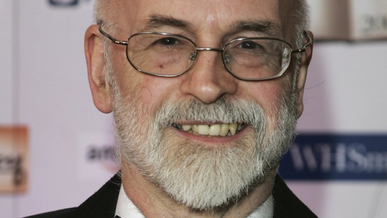 „Бракът винаги е съставен от двама души, готови да се закълнат, че само другият хърка”