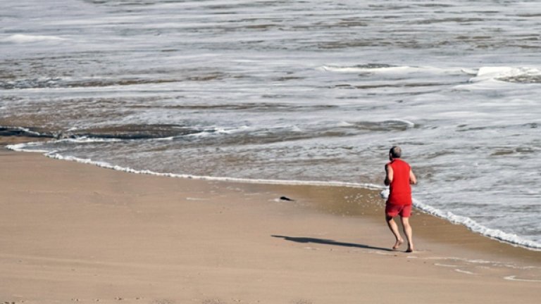 Здравните инспектори ще разрешат ползването на плажа, след като две последователни проби покажат нормални микробиологични показатели