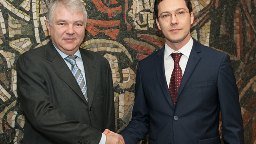 daniel mitov aleksei meshkov