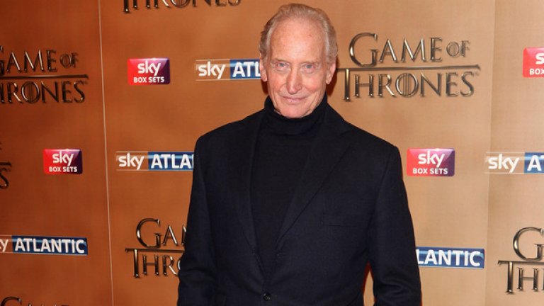 Чарлс Данс изглежда странно, когато е усмихнат и лишен от осанката си на най-богатия мъж в империята Тивин Ланистър - който за съжаление няма да гледаме в следващия сезон