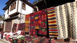 Или как трябва да се показва любовта към България