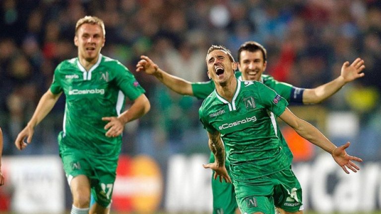 Йордан Минев след победния гол срещу Базел, донесъл първата победа на български отбор в Шампионската лига.