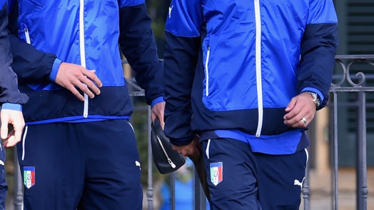 Васкес и Едер преди тренировката на отбора в понеделник.