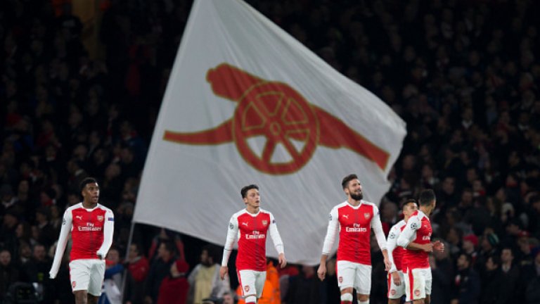 1. Нещата може би не са толкова лоши
Да, Арсенал най-вероятно ще завърши втори, приемайки, че ПСЖ ще победи Лудогорец, но второто място може и да не се окаже толкова лошо. Да, „артилеристите“ може да изтеглят отбори като Барса, Атлетико, Дортмунд или Ювентус (ако сегашното класиране в групите се запази), но, евентуално, ще избегнат тимове като Байерн и Реал. И в двата случая съперникът няма да е лесен.