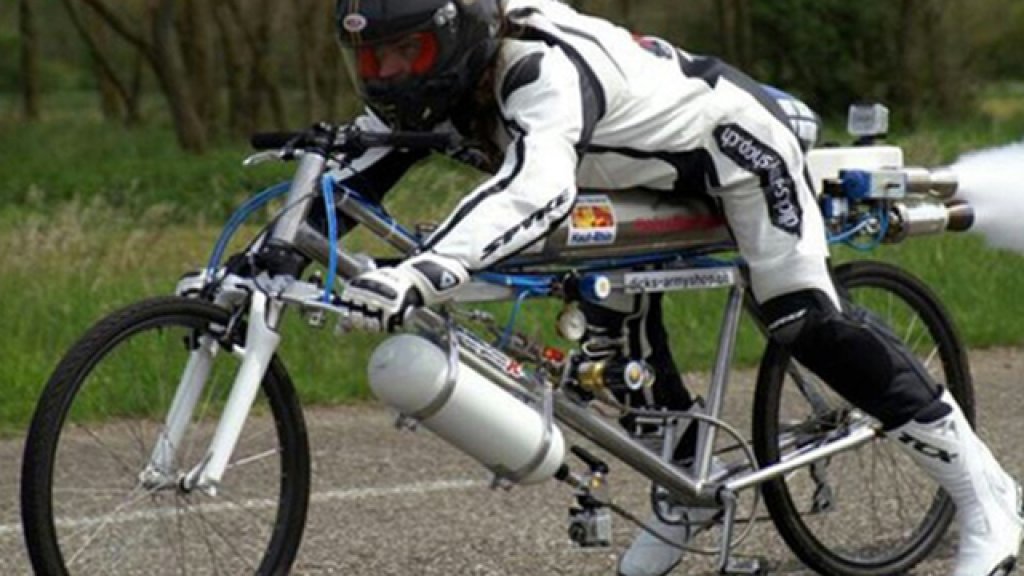 rocket-powered-bicycle