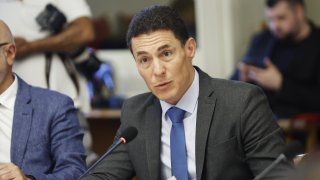 ПБ даде назад за вдигането на тавана на държавния дълг