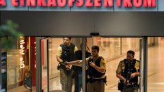 Терорът в Мюнхен: 10 убити, сред тях и атентаторът
