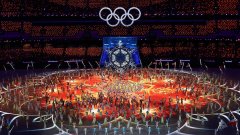 Китай се сбогува с Олимпиадата и предаде щафетата на два града