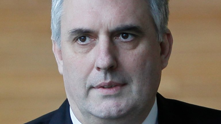 Да не драматизираме за антикорупционния закон, призова Калфин