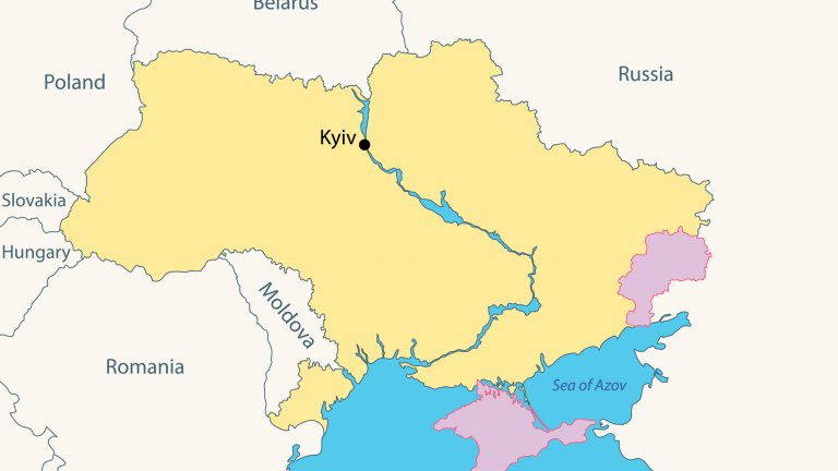 Самолетите на повечето авиолинии използват обходни маршрути и заобикалят през Румъния, Словакия, Полша и Унгария