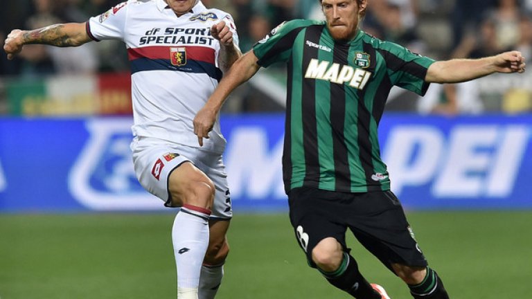 4. Дженоа
След шестото място миналия сезон, Дженоа бе напуснат от Андреа Бертолачи, Яго Фалке и Алесандро Матри – най-важните футболисти. Новопривлечените вече са повече от 13-те през миналото лято, сред които и Горан Пандев и Дарко Лазович. Надежда за отбора е аржентинецът Диего Пероти, който може да закара Дженоа, ако не до същото класиране, то поне до място в първата половина на таблицата.
Прогноза: 10 място