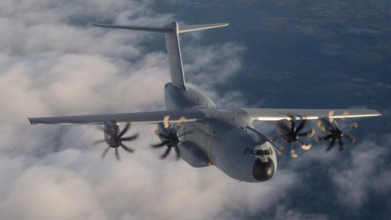 Отказ на двигателите вероятно е причинил катастрофата със самолет А400М