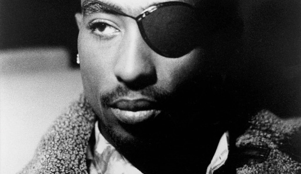 Първият псевдоним на 2PAC  е MC New York 