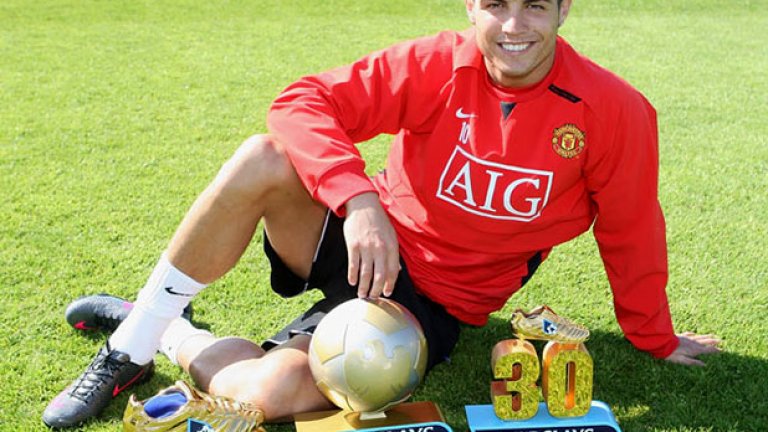 2008-а. Играч на сезона, Златната обувка и награда за 30 гола на базата на Юнайтед.