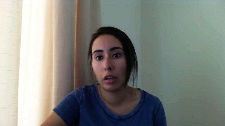 Въпросите и притесненията за сегашното ѝ положение обаче остават