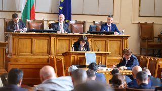 Служебният кабинет може и да не внесе проект за Бюджет 2023