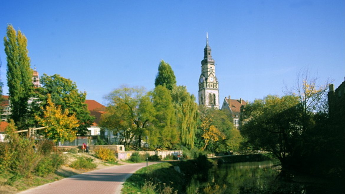 =13. Плагвиц - Лайпциг, Германия

Намира се в централната част на града и до 1891 година е отделен град. Районът има силно португалско и бразилско присъствие и е известен с живущите там професионални артисти.

