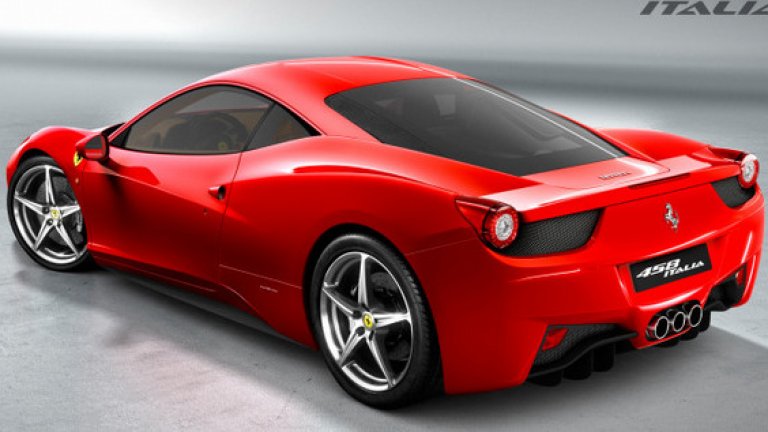 Ferrari 458
Казват, че това е наследникът на 430, но всъщност Ferrari 458 е много по-добрр. 4.5-литров V8 двигател и ускорение до 100 км/ч за 3.3 секунди. Това бижу може да бъде купено за около 237 хил. долара.