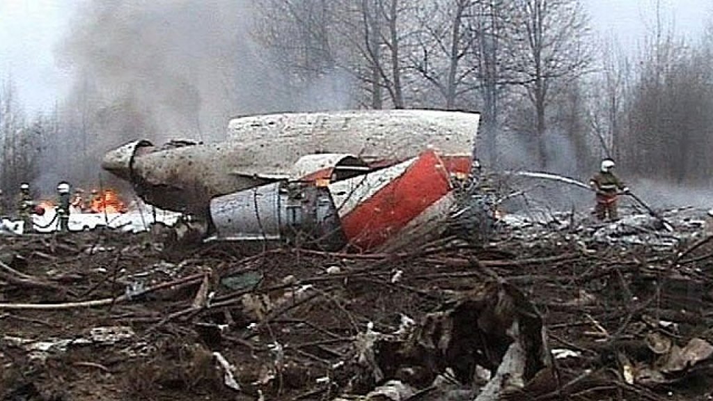 plane-wreckage- Lech Kaczynski
