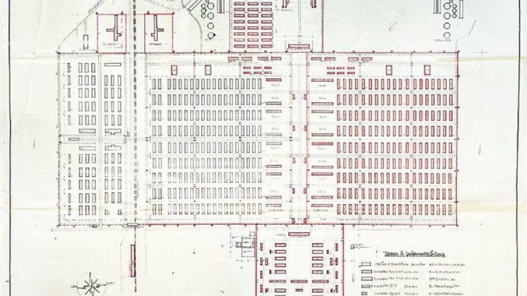 Този план на лагера от 6 октомври, 1942 г. е открит от историчката Сюзън Уилемс във военния архив е Прага. 
Маркираните в червено места са по волята на министъра на въоръженията и военната промишленост Алберт Шпер, който е отпуснал за тяхното изграждане 14 милиона райхсмарки.