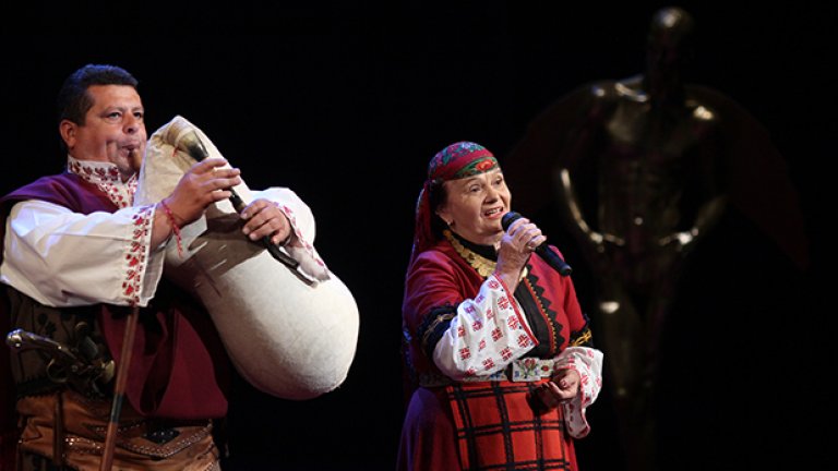 Церемонията се проведе в Народния театър "Иван Вазов" с участието на Берковската духова музика, "Мистерията на българските гласове" и Валя Балканска