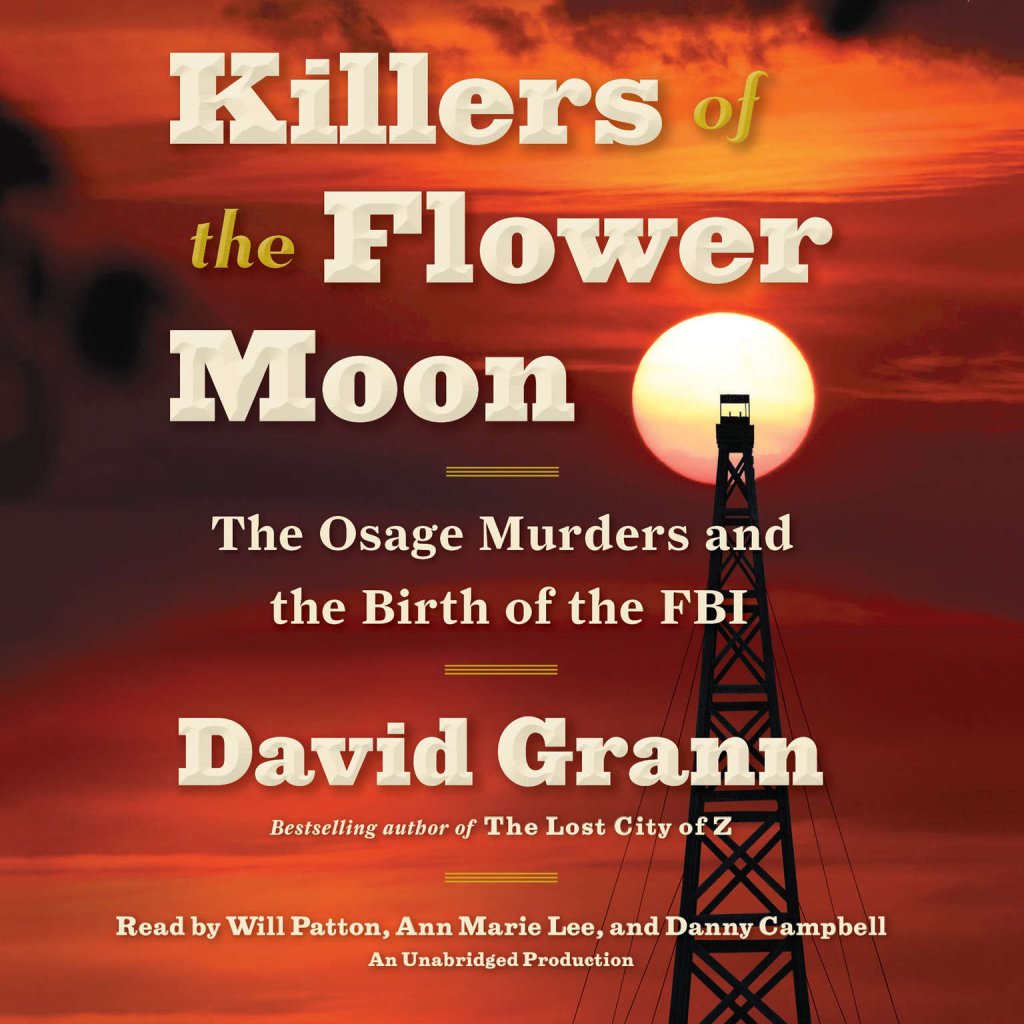 Killers of the Flower Moon на David Grann
Авторът на \"Изгубеният град Z\" този път ни отвежда на приключение в окръг Осидж, Оклахома. Там група индианци попадат  на петрол и стават едни  от  най-богатите хора в Америка. В един момент обаче стават же