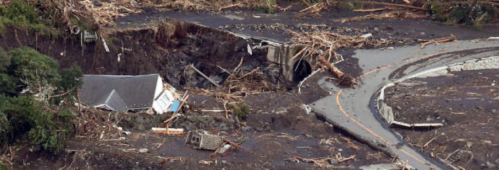 japan_typhoon_184736867_620x350