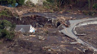 japan_typhoon_184736867_620x350