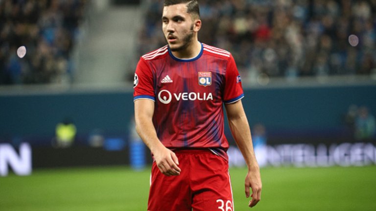 Шерки впечатли с изявите си в младежката Шампионска лига, където за три мача наниза четири гола и даде една асистенция, след което старши-треньорът Руди Гарсия реши да му даде шанс и в първия отбор.