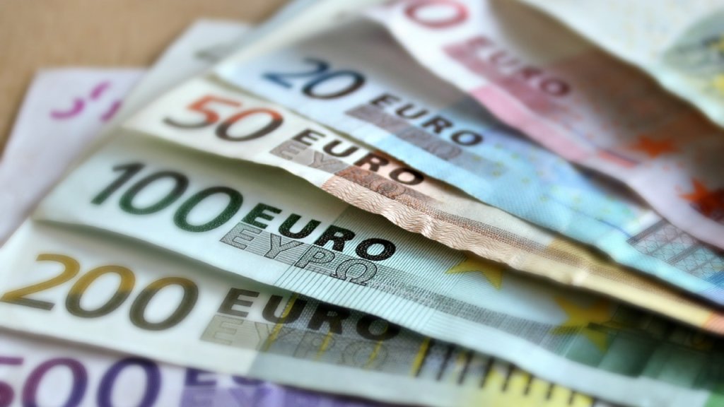 100-euro-63635