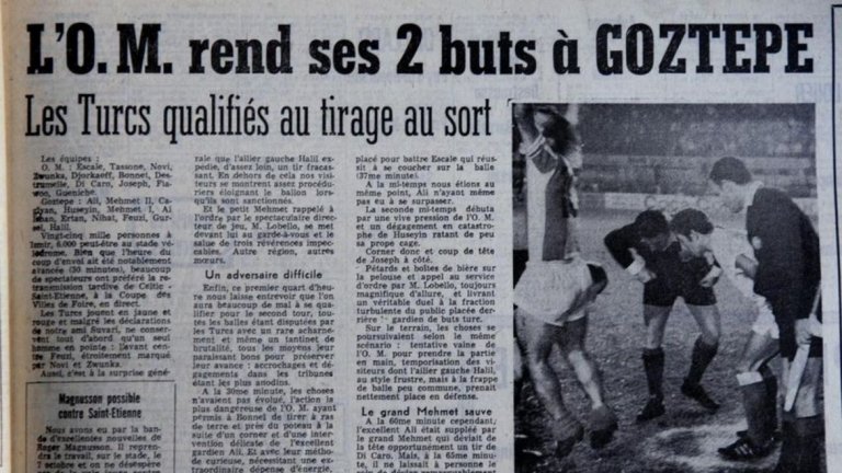 Щастливата монета на Гьозтепе

През 1969 г. един подобен случай в мача Марсилия – Гьозтепе от турнира за Купата на панаирните градове окончателно убеждава ФИФА, че правилото с монетата трябва да бъде променено. Макар и да губят първия двубой в Измир с 0:2, на „Стад Велодром” французите печелят със същия резултат. След две продължения без гол италианският арбитър Кончело Ло Бело вади от джоба си монетата. Капитанът на Марсилия Жан Джоркаеф казва на висок глас „Ези!” Само че след хвърлянето радостта е за турския капитан Мехмед. Тъй като се чувстват ощетени, французите пускат жалба до световните футболни институции с настояване правилникът да се промени в тази част. Не след дълго са въведени дузпите, което е по-справедлив завършек на играта. 
