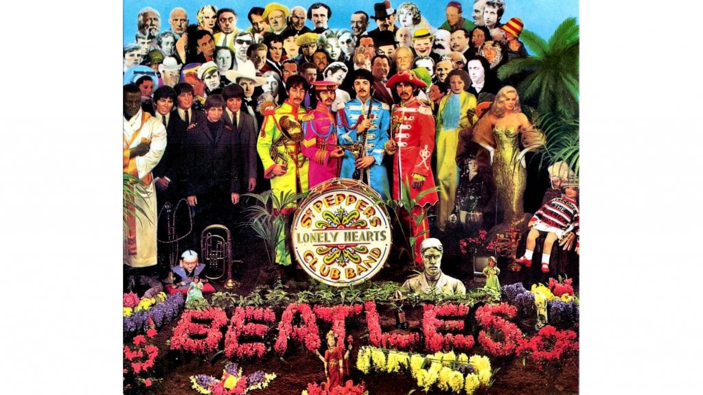 The Beatles - Sgt. Pepper's Lonely Hearts Club BandГодина: 1967Обложката на осмия студиен албум на The Beatles неведнъж е била предмет на най-различни спекулации, а от колажа с известни личности дори се е наложило да бъде премахнат един човек. Това е Ганди, а причината е, че иначе албумът въобще нямаше да види бял свят в Индия. Тя обаче попада в класацията ни заради друго - ако се загледате внимателно в блузата на куклата, легнала вдясно, ще прочетете следния надпис: "Welcome the Rolling Stones". Тази история не приключва тук...