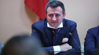 Промените в ДКК: Сменят шефа и режат заплатите на директорите с 50%