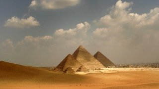 Tourism around the Great Pyramids of Giza