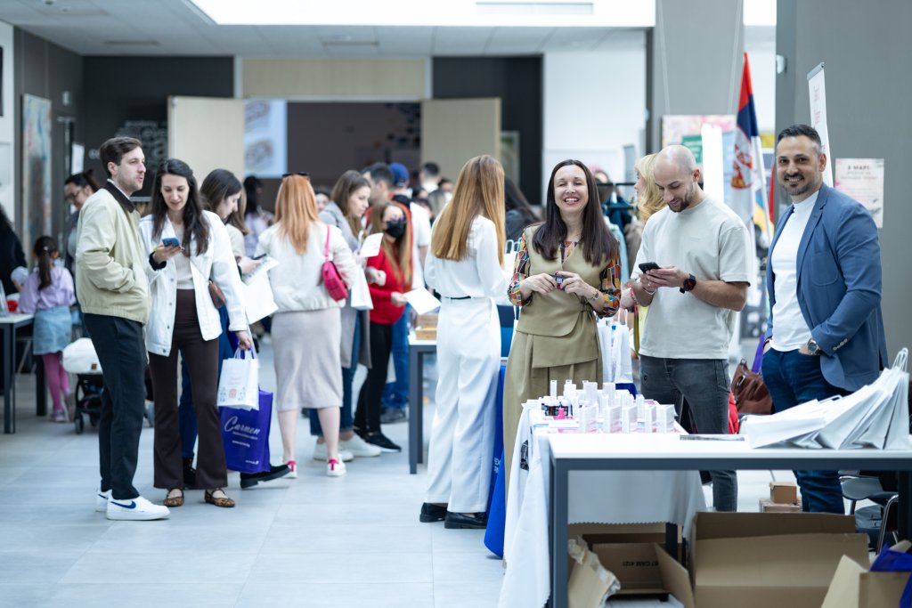 Форум "Спокойни бебета" събра над 500 родители и eксперти в София