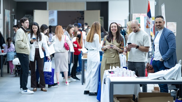 Форум "Спокойни бебета" събра над 500 родители и eксперти в София