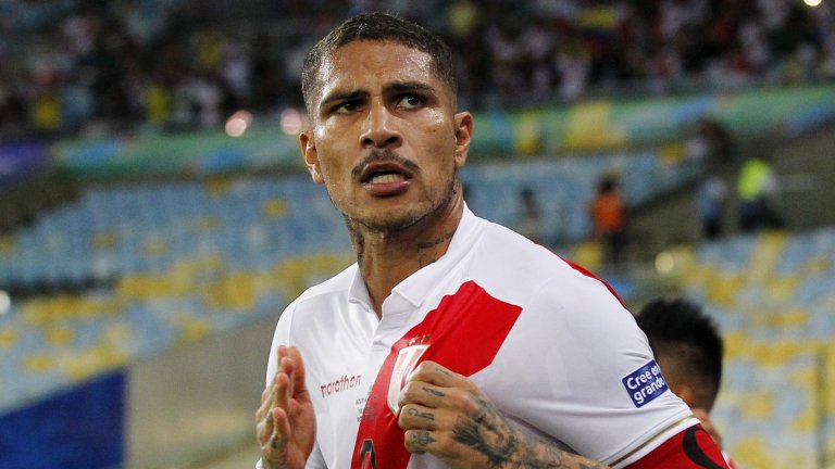 Паоло Гереро продължава да води атаката на Перу дори на 40 г.