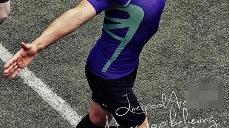 Радамел Фалкао пък бе избран от Puma за едно от лицата на кампанията ForeverFaster.
Спортният гигант дори използва закачка с трансферните апетити на Ливърпул към колумбийския голмайстор.