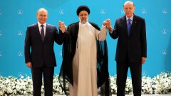 Руският президент се срещна с президентите на Иран и Турция