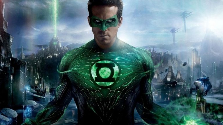 23. Зеленият фенер (Green Lantern) – 2011 г.
Загуби - $94.23 млн.
Още един тежък комиксов провал с участието на Раян Рейнолдс. Филмът излиза по кината през 2011 г. в зората на успеха на филмовата вселена на Marvel. Зеленият фенер е един от популярните герои на конкурентната издателска къща DC Comics и очакванията са, че филмът ще бъде посрещнат добре. Уви, лентата е оплюта от критиката, а публиката просто не отива да го гледа. При бюджет от $200 млн. това е един от най-скъпите комиксови бокс офис провали в историята.
