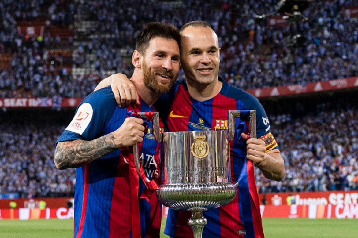 5. Лионел Меси - 33
С Барселона Меси е спечелил 9 пъти шампионската титла в Примера, 6 пъти Купата на Краля, 4 пъти Шампионската лига, 3 пъти Световното клубно първенство, 3 пъти Суперкупата на Европа и 8 пъти Суперкупата на Испания.